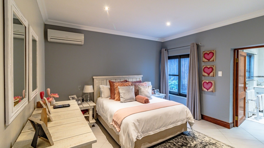 5 Bedroom Property for Sale in Oranjeville Free State